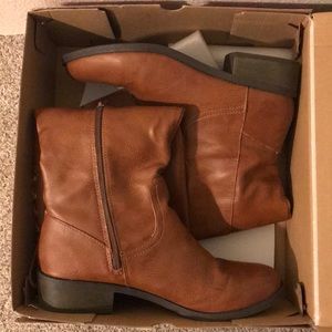 Cognac tall boots